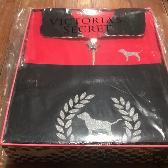 PINK Victoria's Secret Pants - NEW VS Sherpa Gift Box Set